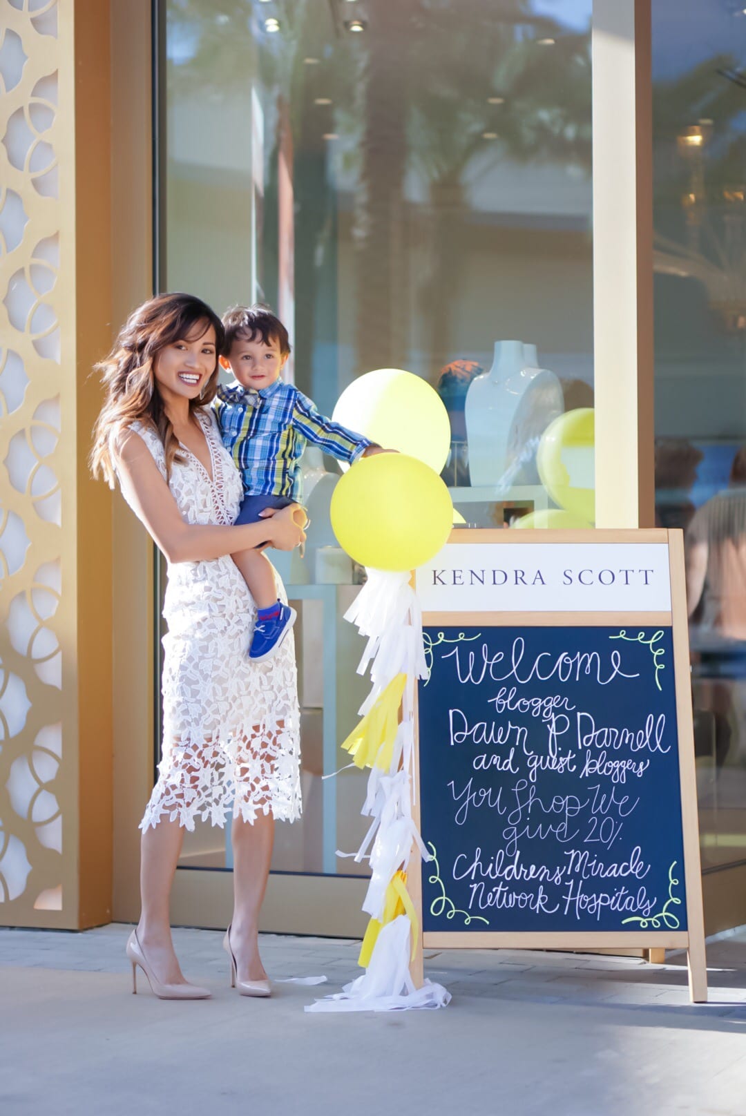 Kendra Scott Gives Back Party