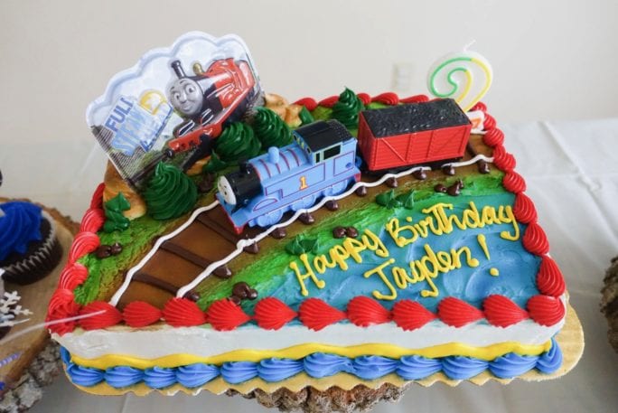 thomas the train birthday cake