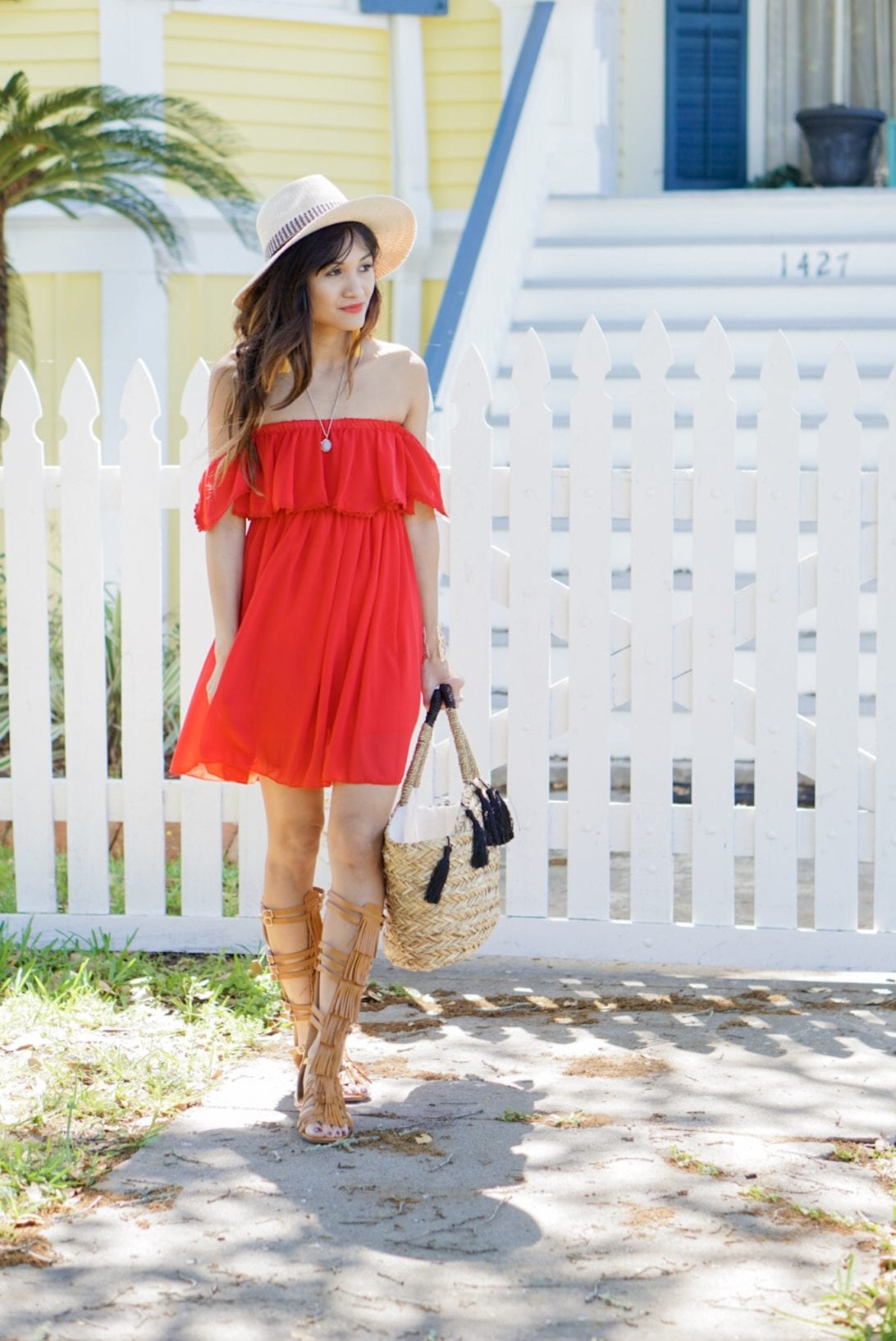 island style, galveston island, gladiators, fringe, straw beach bag