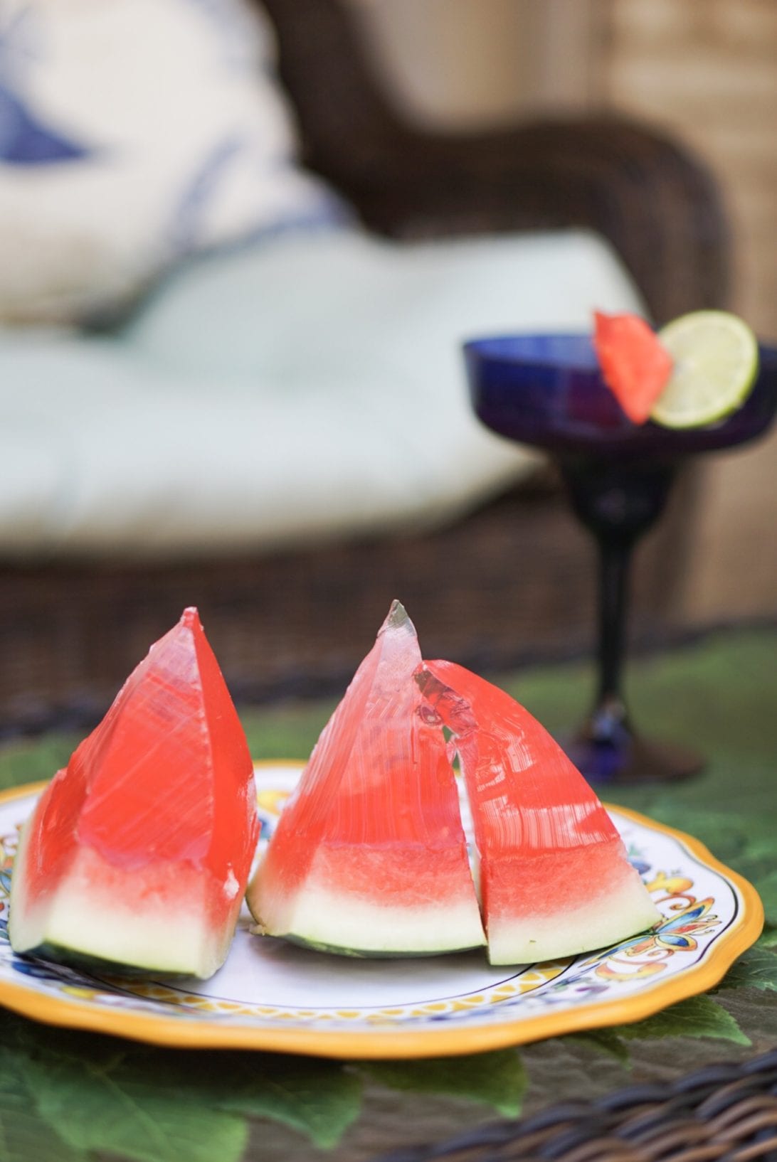 Easy to Make Watermelon Drinks for Summer, watermelon drinks, watermelon sangria, watermelon jello shots, alcoholic drinks, party drinks, summer drinks, beverages, memorial day, jello shots, watermelon
