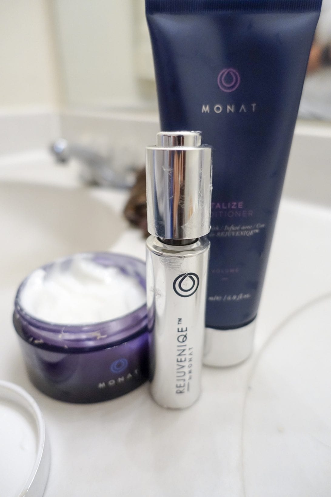 monat, hair care, shampoo, conditioner, for dry hair, hair products