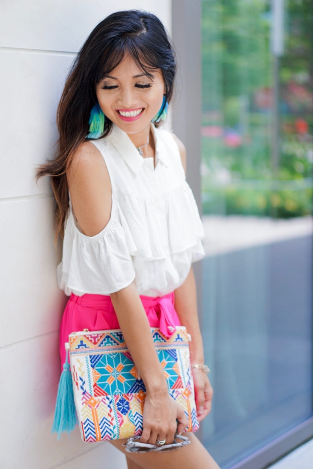 cold shoulder top, ruffle top, ombre earrings, tassel tiered earrings, tassel clutch, embroidered clutch, tie front shorts, summer style, summer look 