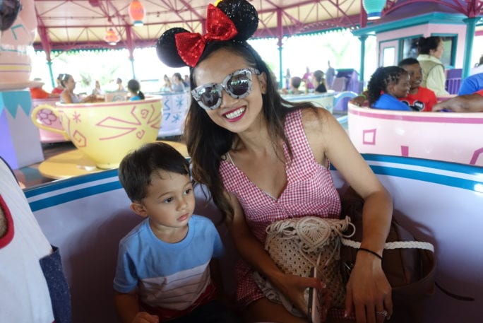 DISNEY WITH A TODDLER, TIPS FOR FAMILIES VISITING DISNEY, DISNEY WORLD, WHAT TO DO IN DISNEY WORLD, VISITING DISNEY WORLD, FIRST TIME IN DISNEY WORLD, VISITING DISNEY WORLD WITH A TODDLER