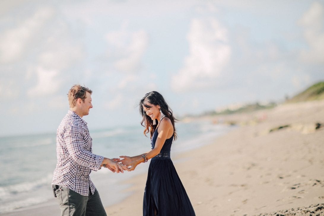 ENGAGEMENT PHOTOS, COUPLE PHOTOS. BEACH PHOTOSHOOT, BEACH ENGAGEMENT, BEACH ANNIVERSARY SHOOT, WHAT TO WEAR AT A PHOTO SHOOT, NAVY MAXI DRESS