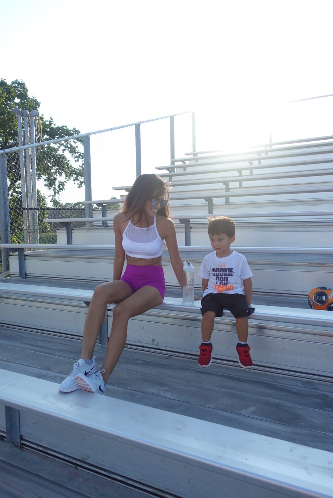 bleacher workouts, family exercises, full body exercises, full body workouts, step ups, high knees, incline push-ups, tricep dips, side lunges, jump squats, bleacher jumps, bleacher sprints, plyometrics, outdoor workout, fit mom, fitness after baby, fitness family 