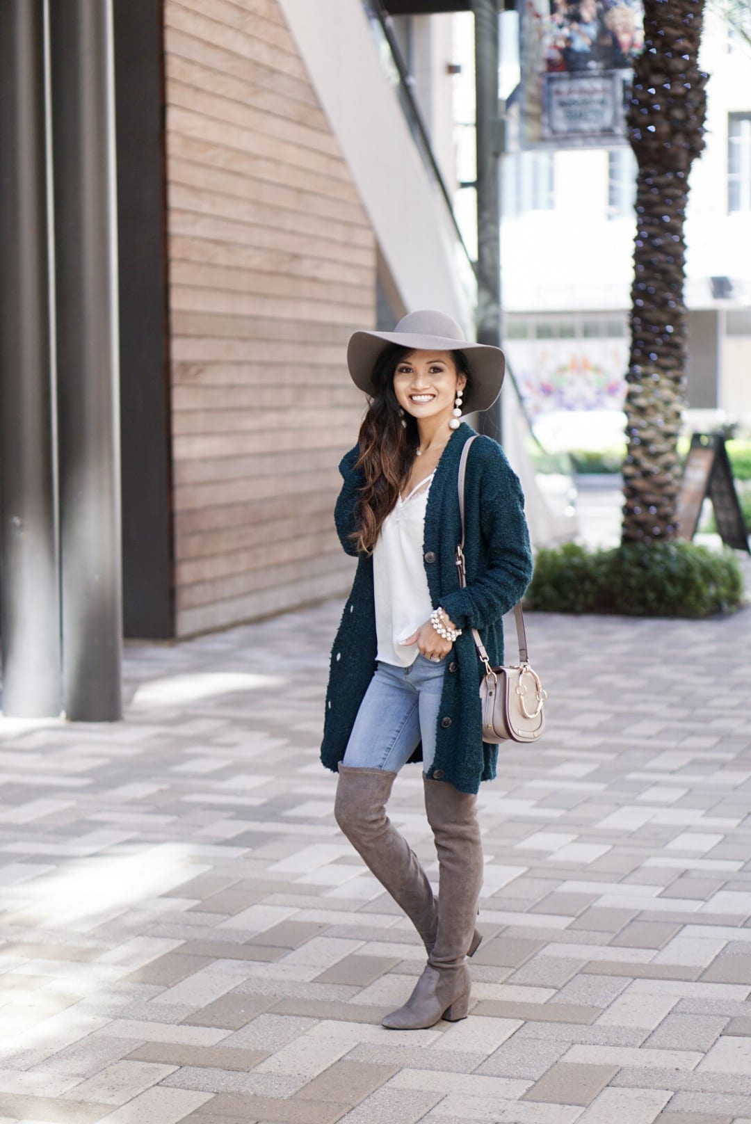 evereve, #dresslikemom, Chloe, amazon, Chloe dupe, mom style, mom fashion, gray floppy hat, gray over the knee boots, white bodysuit, Chloe dupe, mom tribe, mommy and me style 