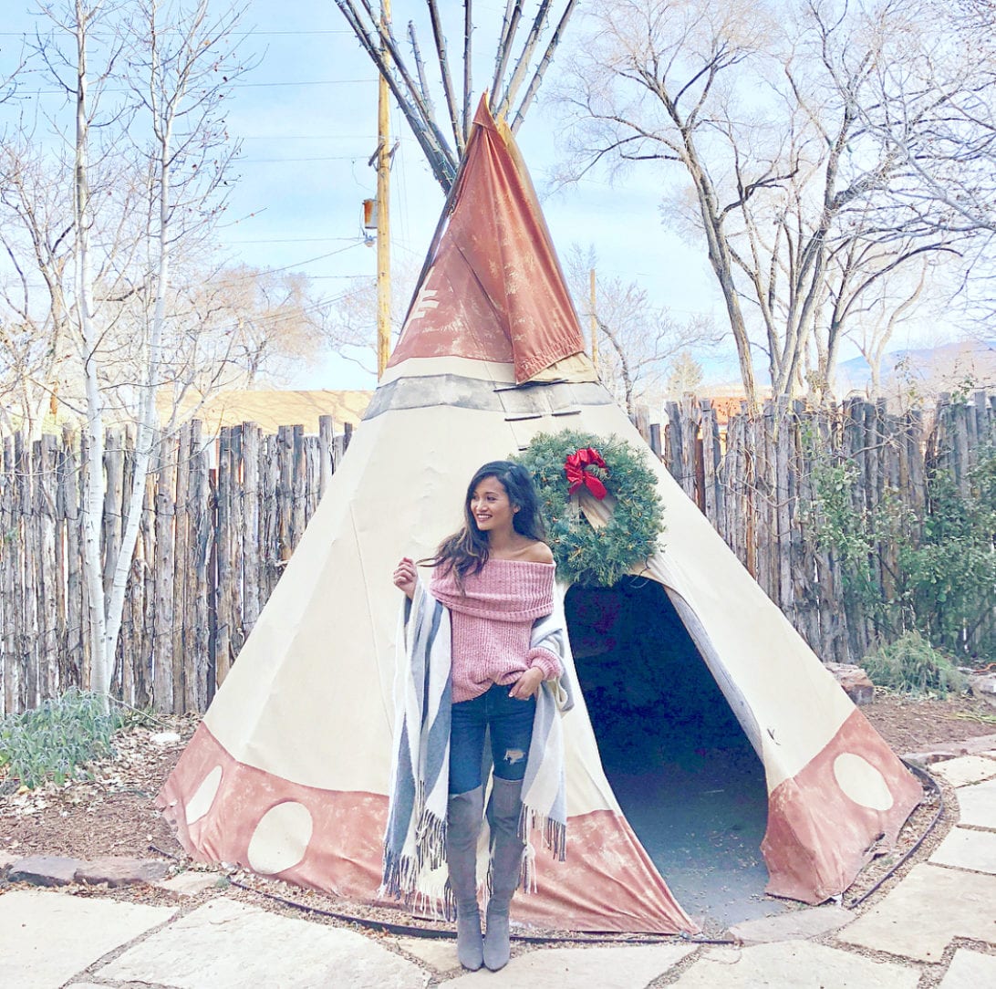 New Mexico travel guide, tory burch gemini tote, Santa Fe, New Mexico, Albuquerque, pink off the shoulder sweater, grey over the knee boots, Taos New Mexico, hotel Santa Fe, sandia peak tramway, Taos Pueblo, rio grande gorge bridge