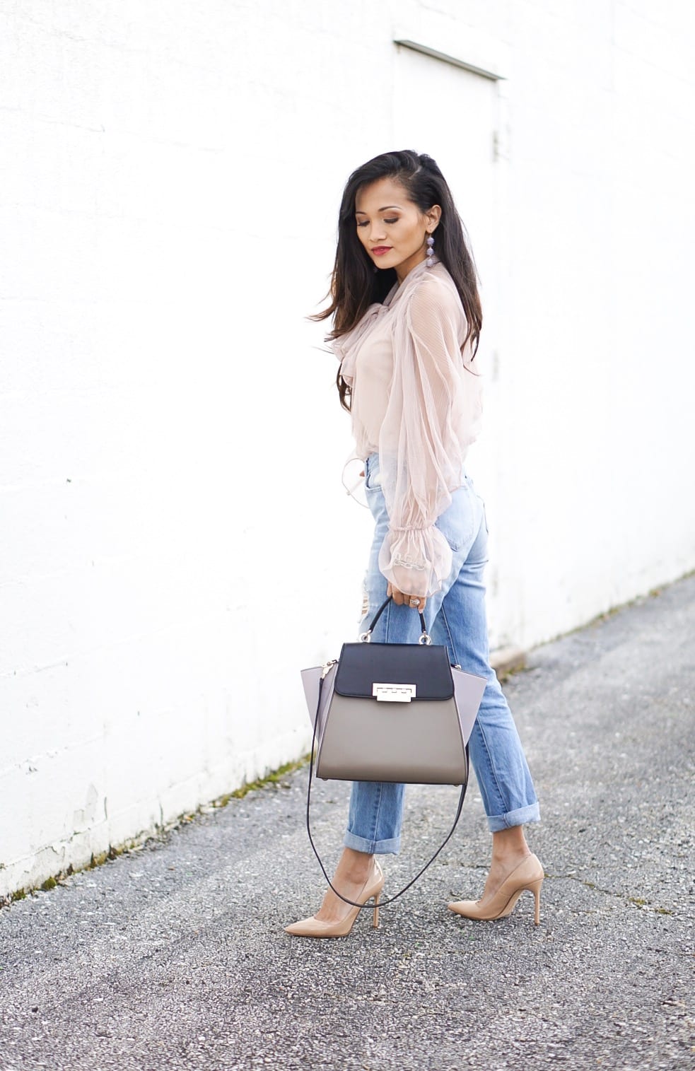 mesh bow top, ripped jeans, Zac Zac Posen bag, distressed jeans, Manolo blanik, nude heels, nude pumps 