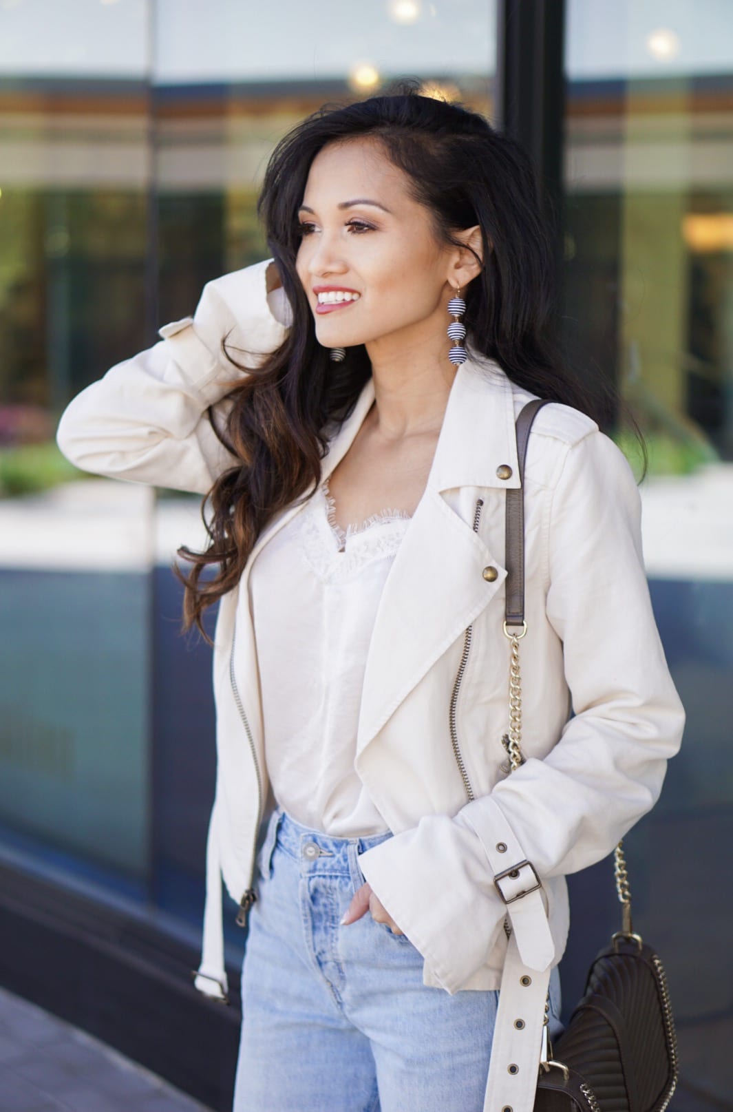 #summerstyle, #summerjackets, #summerfashion,#houstonblogger, #dawnpdarnell, white jacket, moto jacket, white cami, busted knee crops, Levi's, Paige Denim, Rebecca Minkoff Love crossbody bag, blazer