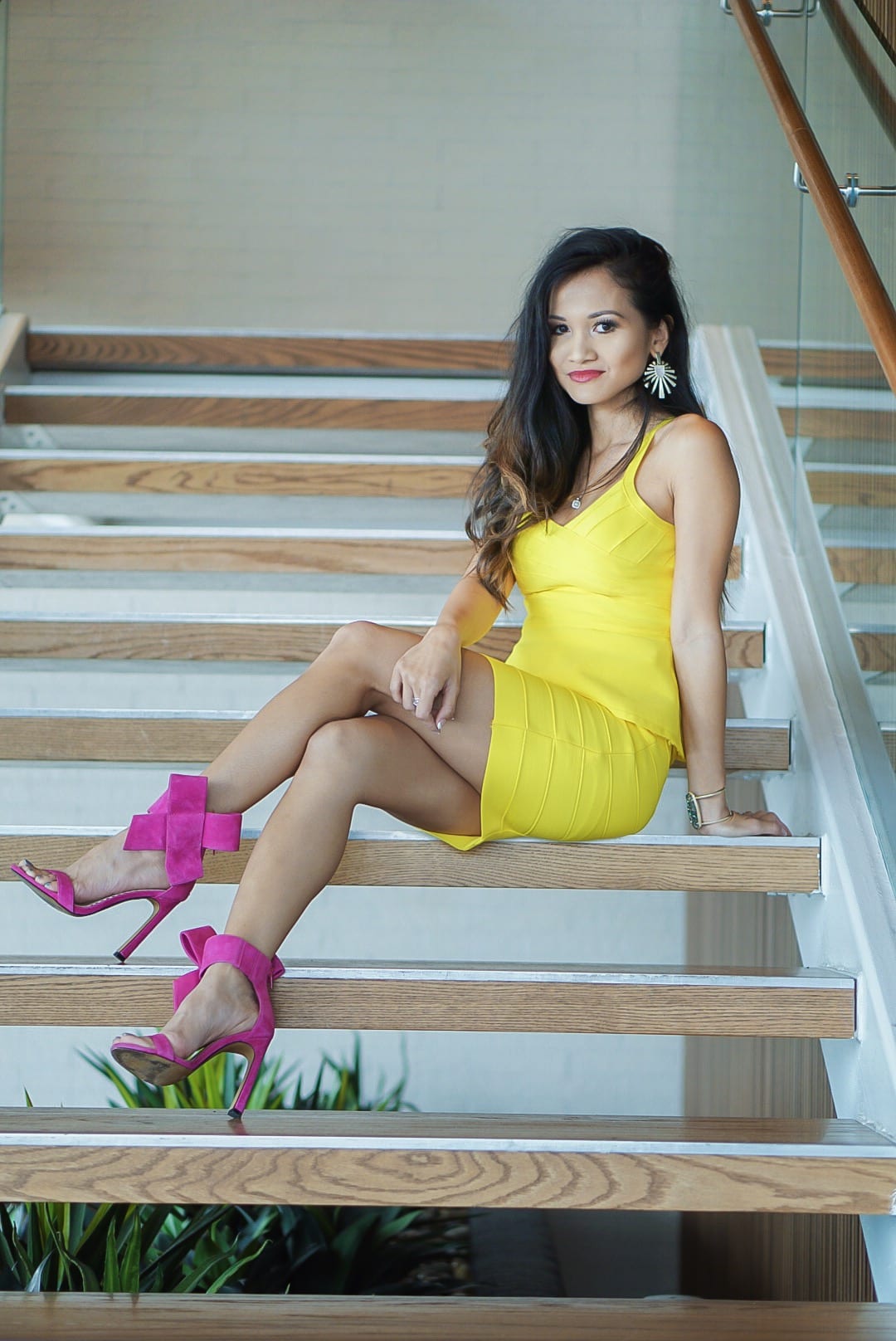 yellow dress, bandage dress, pink heels. bow heels, Moxie Houston, birthday outfit, thirty, birthday brunch, #springstyle #birthdayoutfit #thirtyandthriving, #houston, #houstonblogger