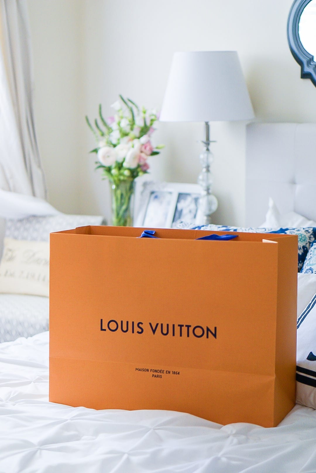 Louis Vuitton bag, Louis Vuitton, Neverfull GM, LV Monogram, pivoine interior, LV Neverfull GM, bag organizer, Apple Guard, luxury handbag