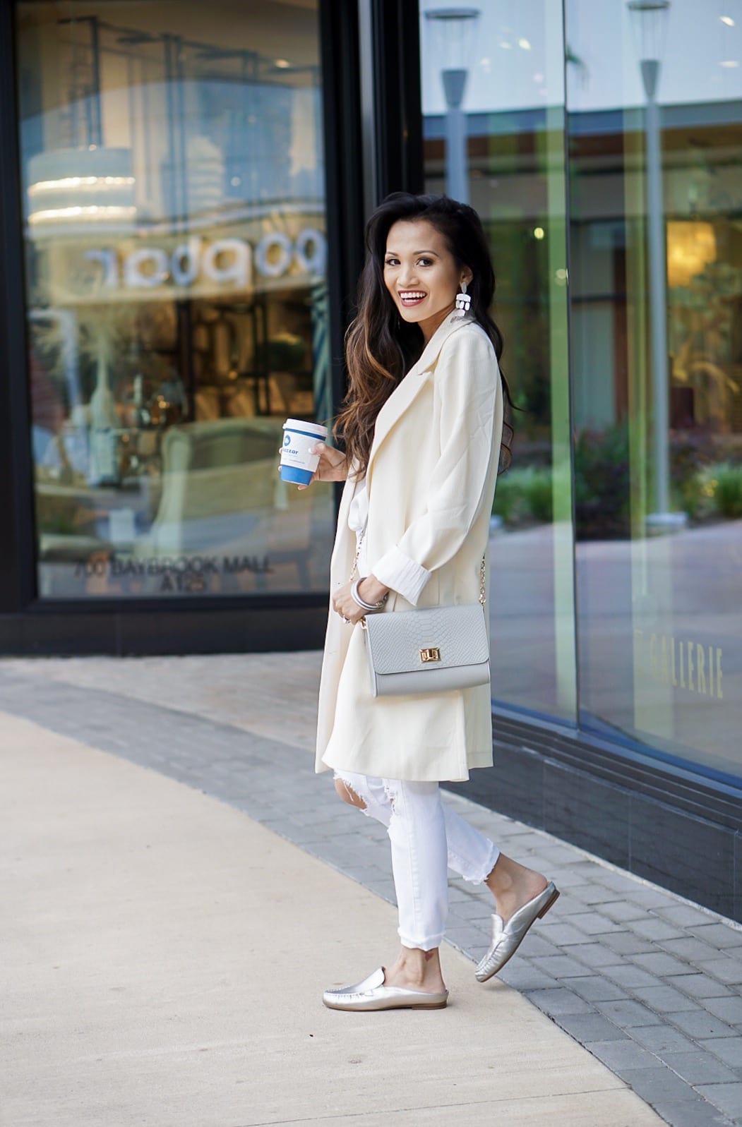 #movefor #inspiredsteps #sponsored #zappso, easy spirit Crellin, mules, loafers, Zappos, dress for success, white blazer, white jeans, Gigi New York crossbody bag, Kendra Scott earrings 