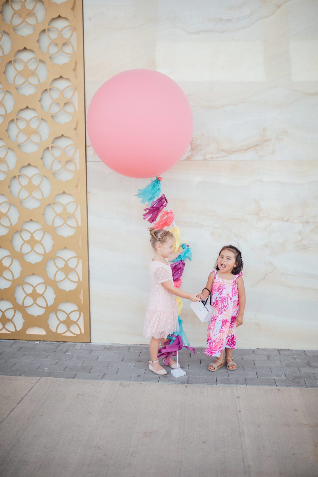 KENDRA SCOTT, FUNDRAISER, #NATIONALBFFDAY, BIG ASS BALLOONS, LAUREN JAMES #SUMMERSTYLE, #SUMMERFASHION, YELLOW PEPLUM TOP, WHITE TIE FRONT SHORTS, LACE UP SANDALS, #DAWNPDARNELL, #HOUSTONBLOGGER