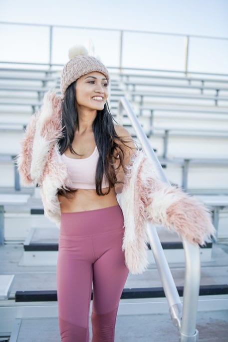 pink beanie, workout outfit, fabletics, fuzzy jacket 