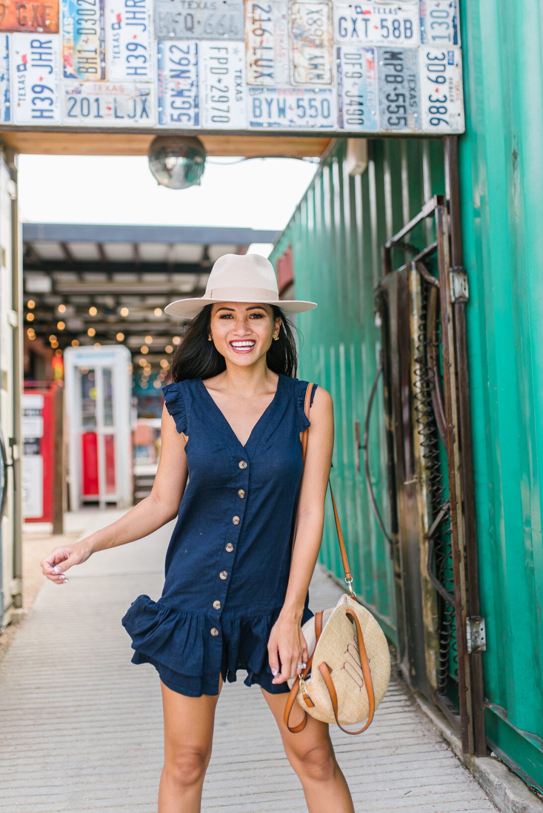 Texas Style Game Day Outfit for Under $50 - Dawn P. Darnell