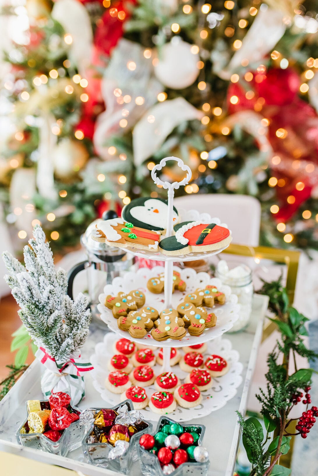 3 Festive Bar Cart Ideas (From Booze To Hot Cocoa) - The Mom Edit