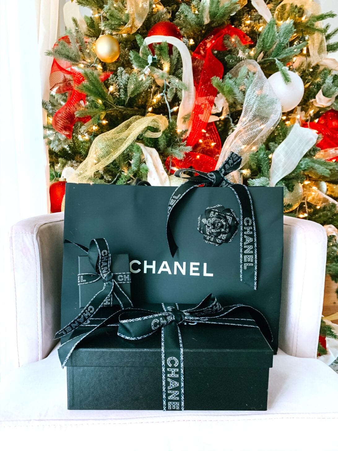 Chanel | Snow Globe Christmas Tree Perfume and Presents | Medium