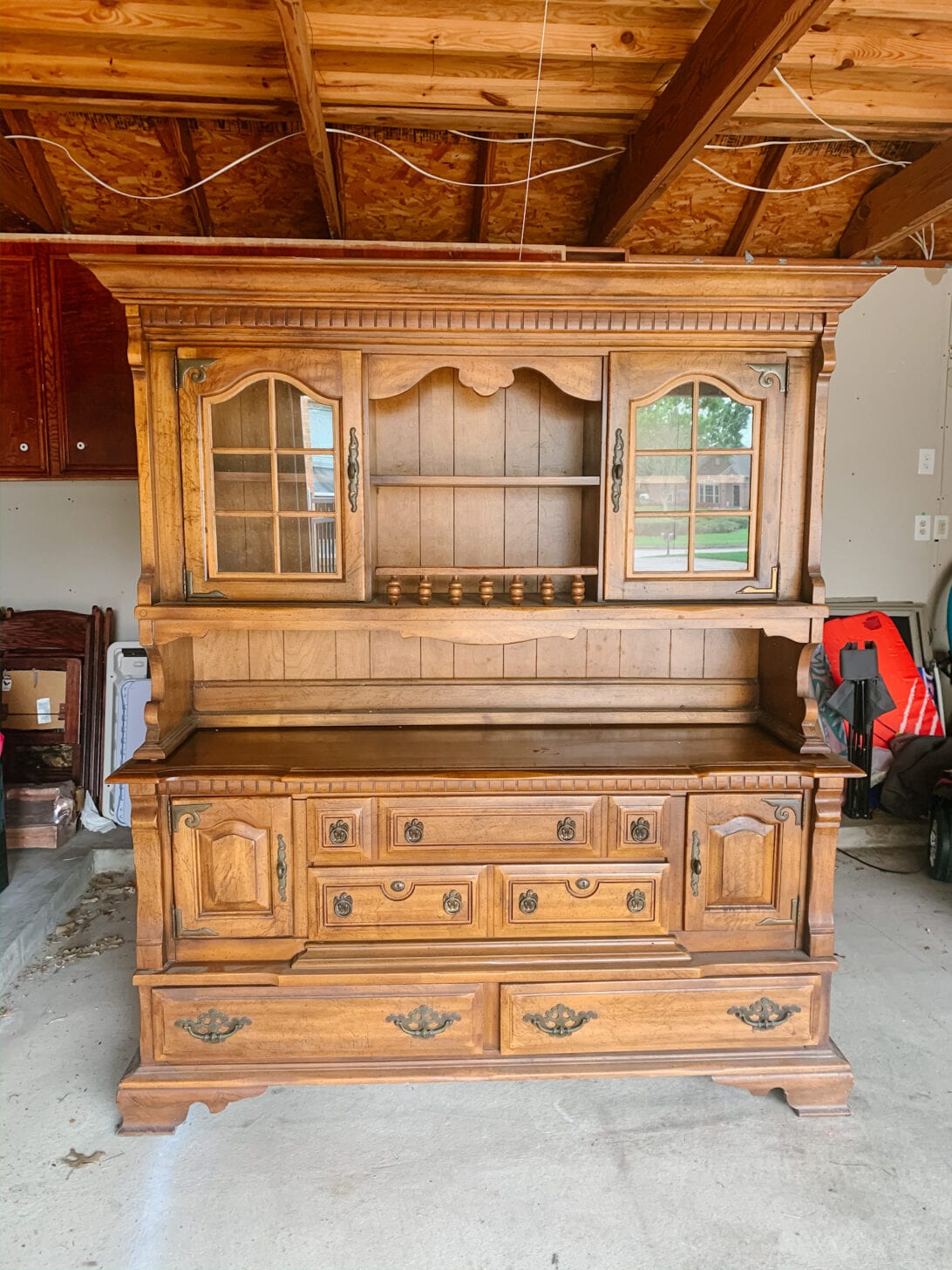 antique china hutch, farm house china hutch, modern farmhouse 