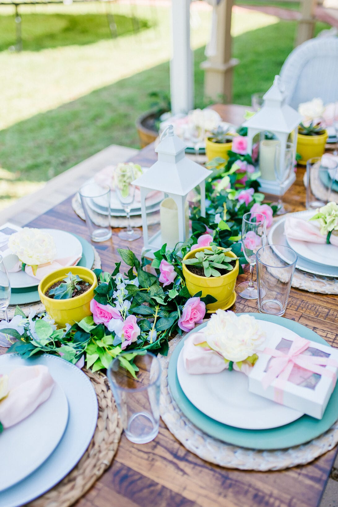 Mothers Day Brunch Tablescape Dawn P Darnell 9336