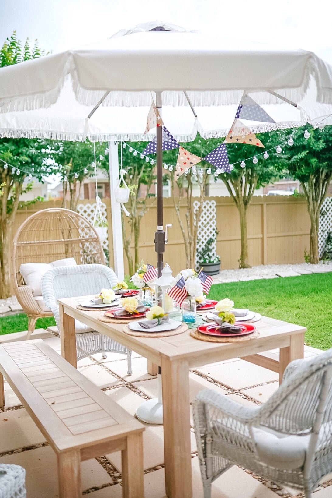 patriotic themed tablescape, Memorial Day, Memorial Day tablescape, backyard, summer, patio tablescape, 4th of July tablescape, outdoor entertaining 