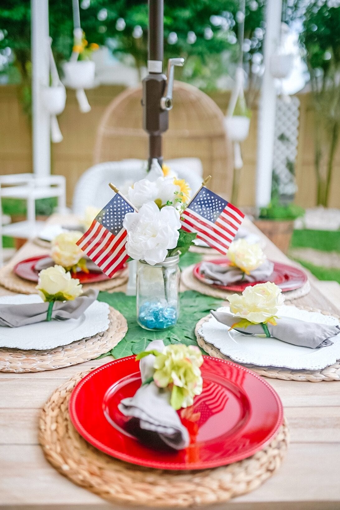 4TH OF JULY table center pieces, patriotic themed tablescape 