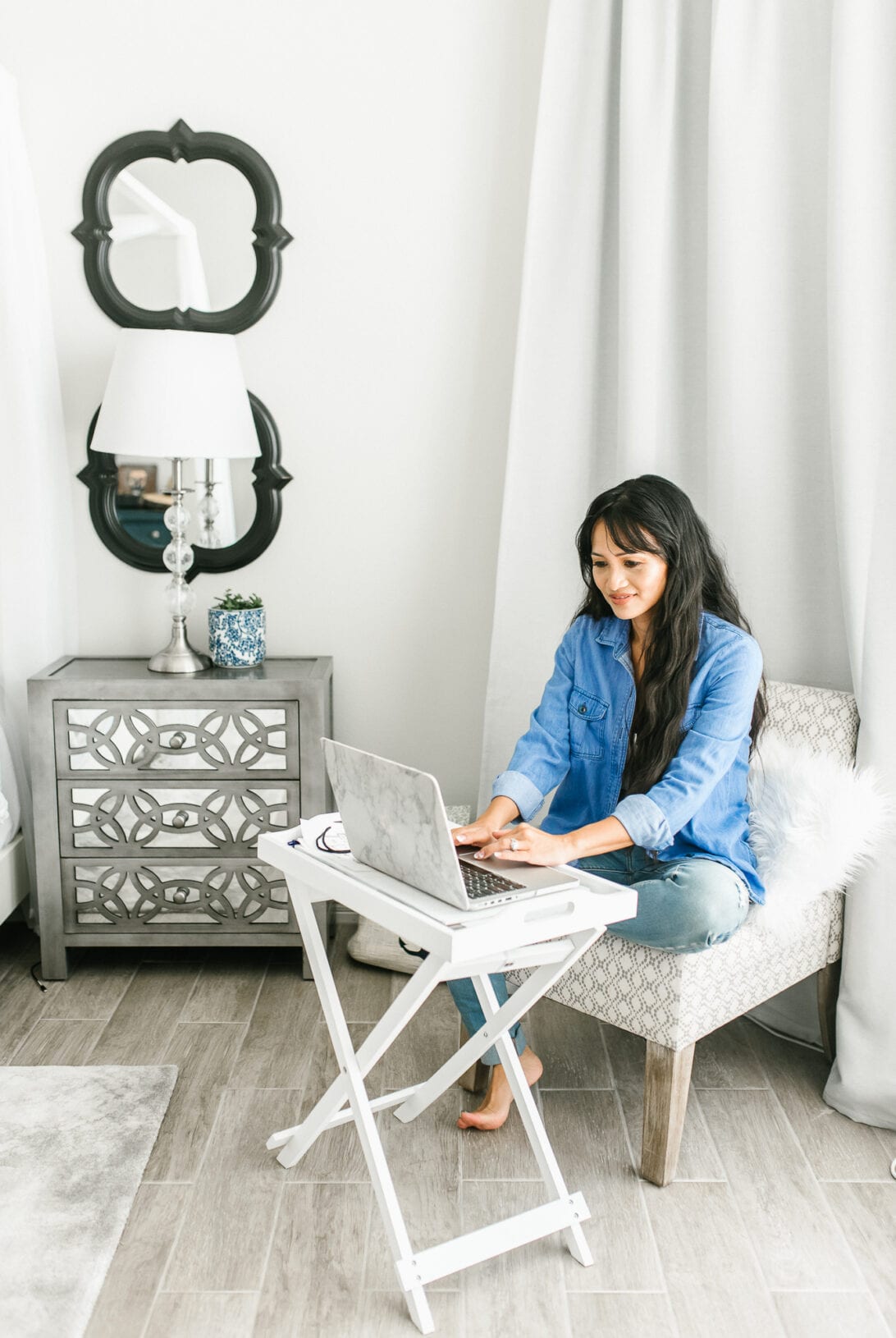 mirrored nightstand, table tray, quatrefoil mirror