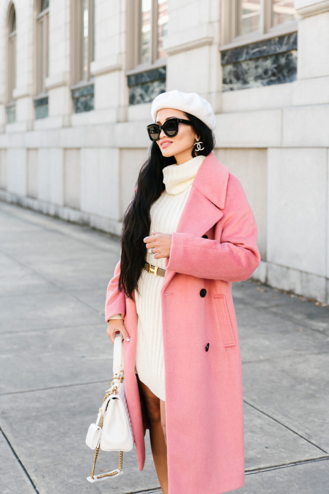 Outfits with pink on sale coat