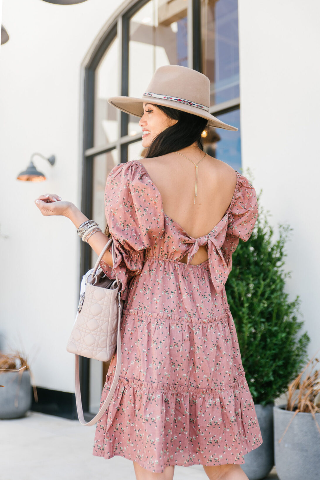 tie back dress, RED DRESS, FEDORA, PUFF SLEEVES 