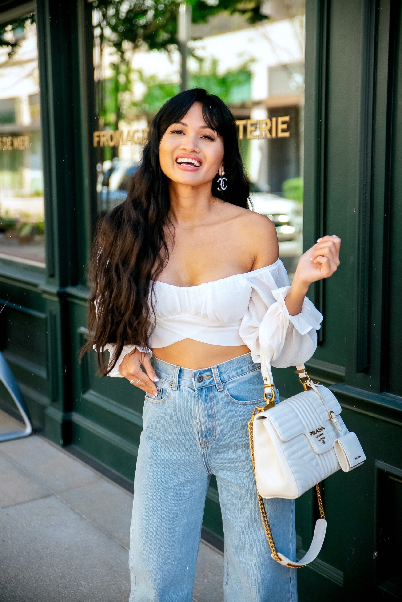 The Complete Wide Leg Jeans Guide for Petite Women - Petite Dressing