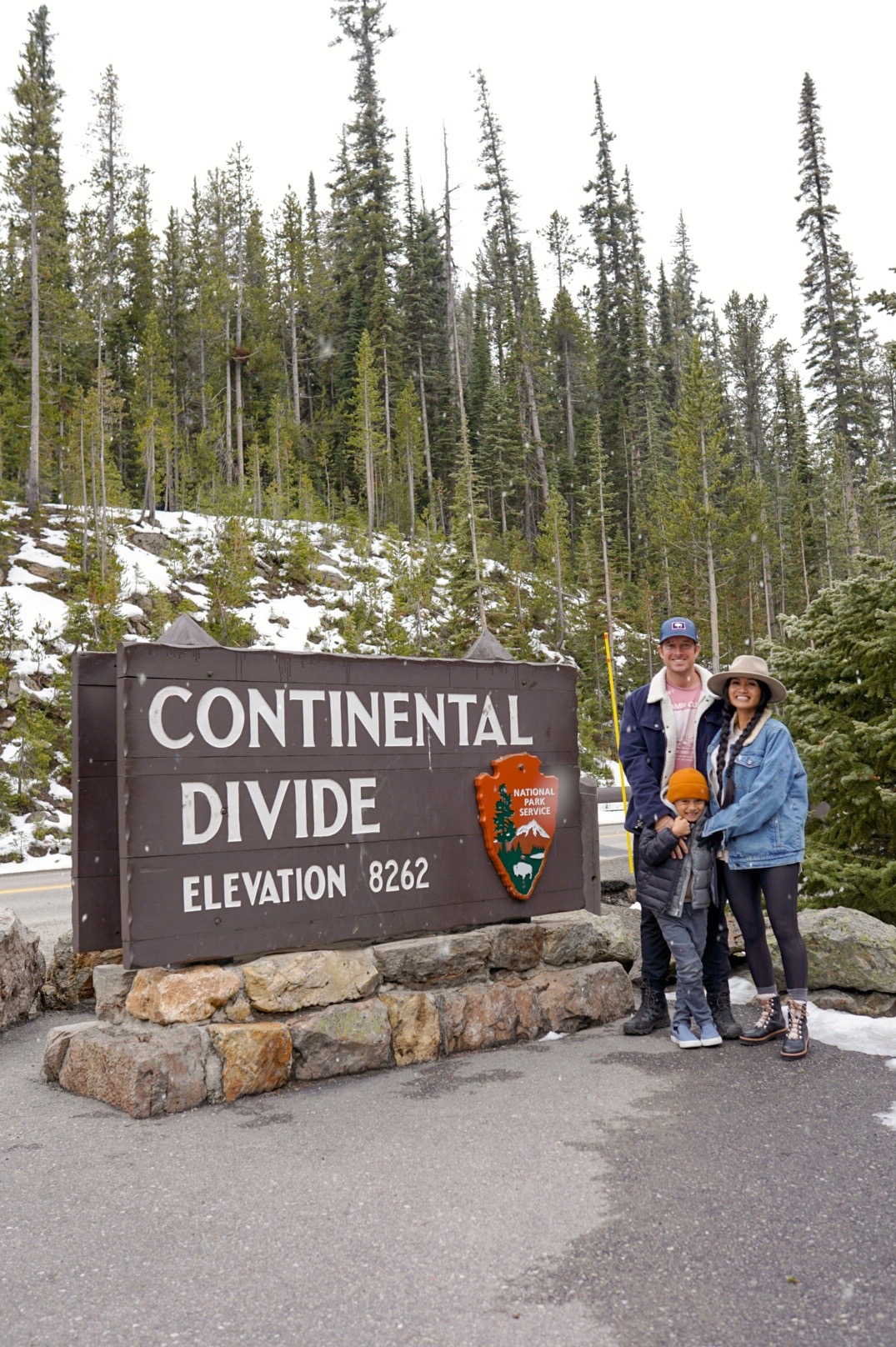 YELLOWSTONE, NATIONAL PARK, FAMILY TRIP, CONTINENTAL DIVIDE 