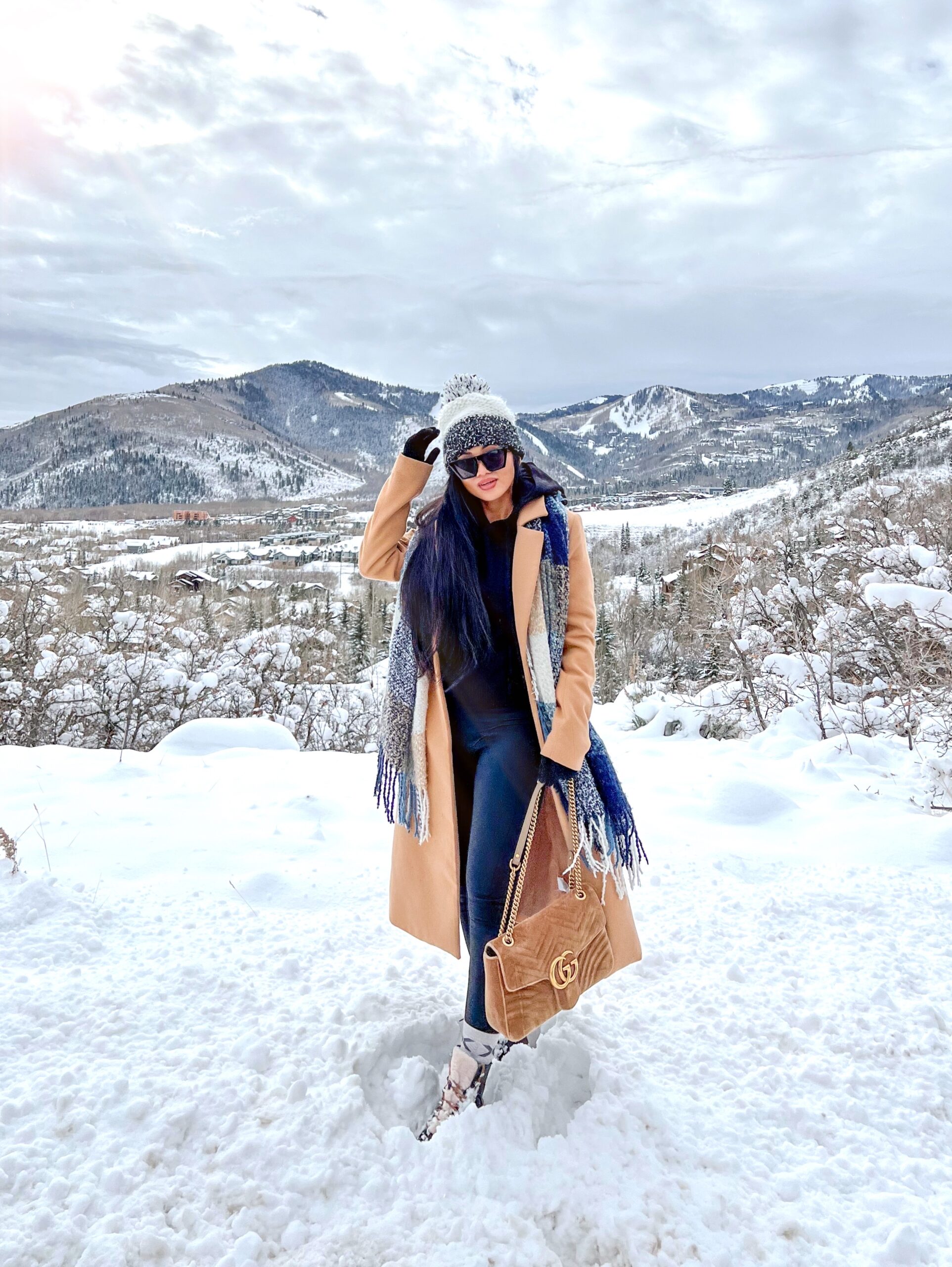 PARK CITY, UTAH, MOUNTAINS, WINTER STYLE, GUCCI BAG