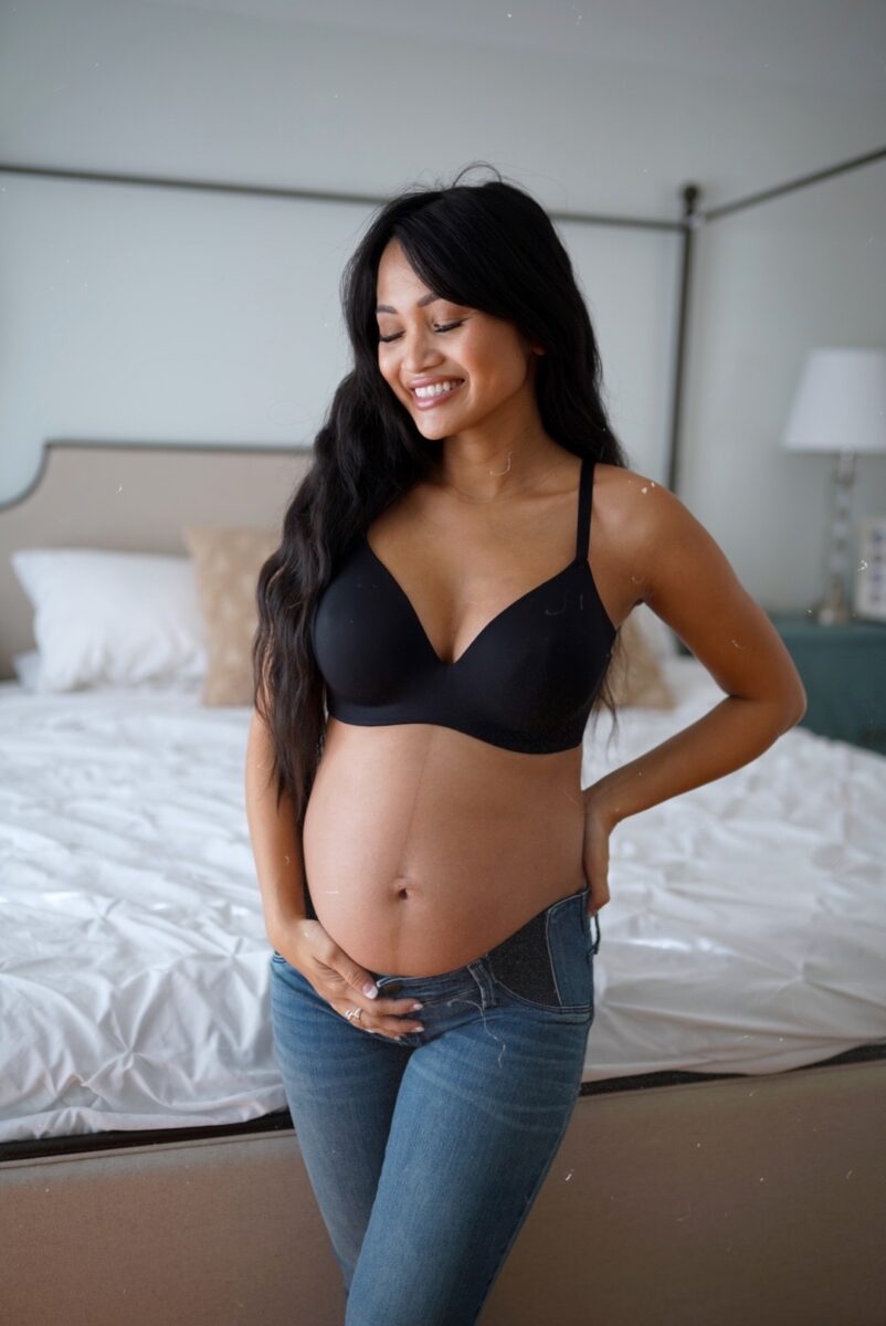 third trimester, maternity style, maternity jeans, Wacoal Bra, maternity bra