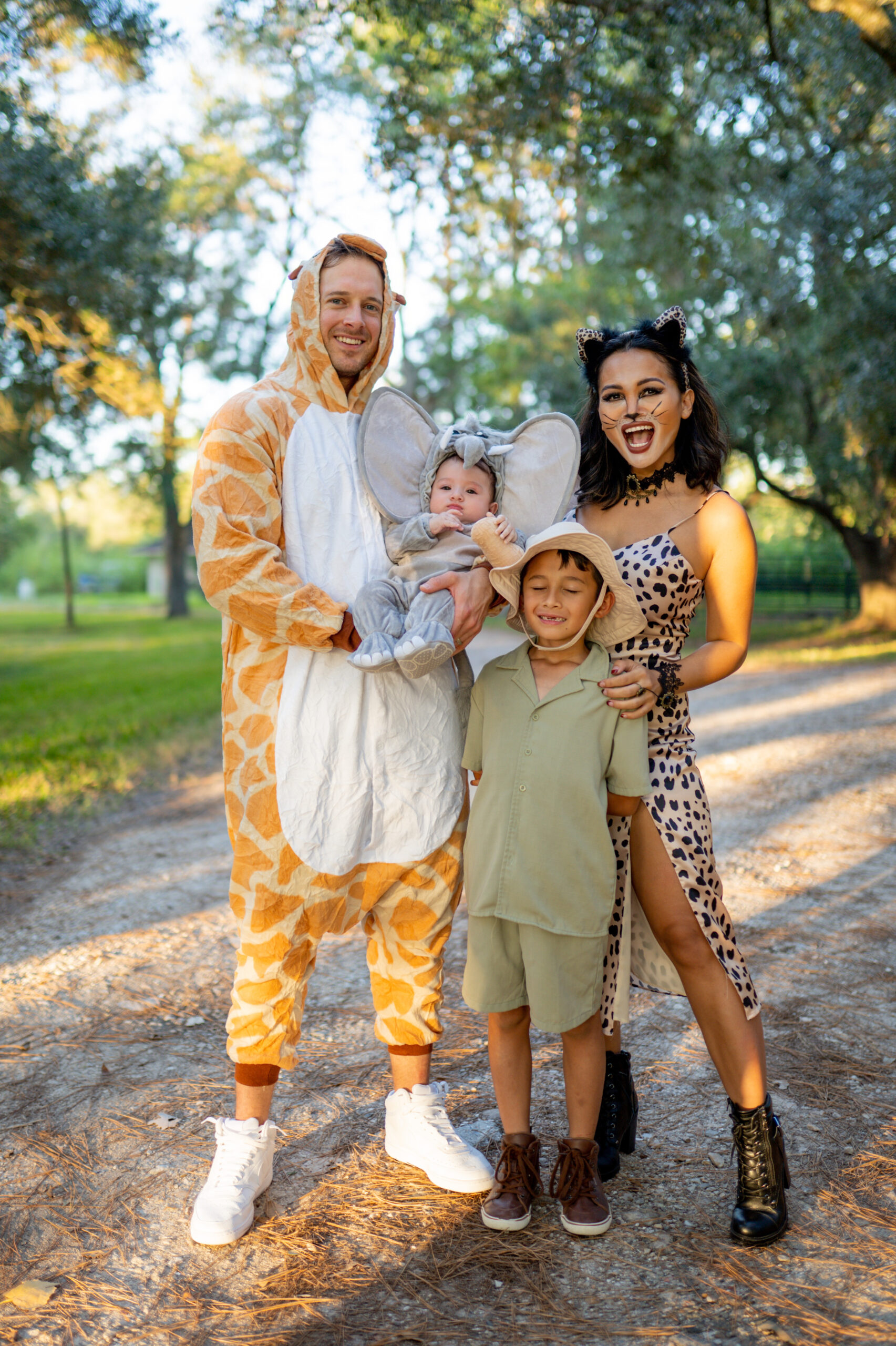 Family Safari Halloween - Dawn P. Darnell