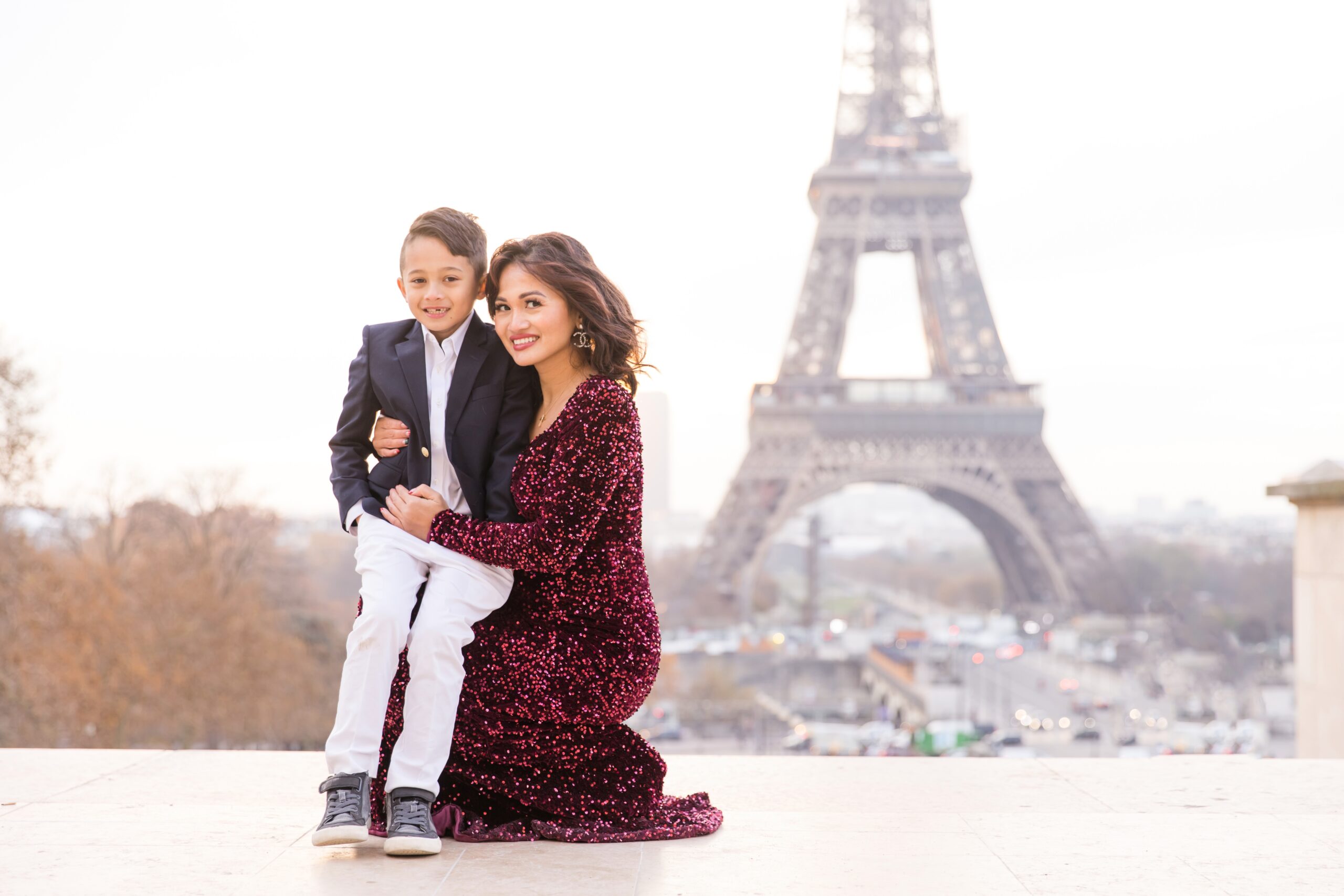 Paris, France, Eiffel Tower, Family Photos 