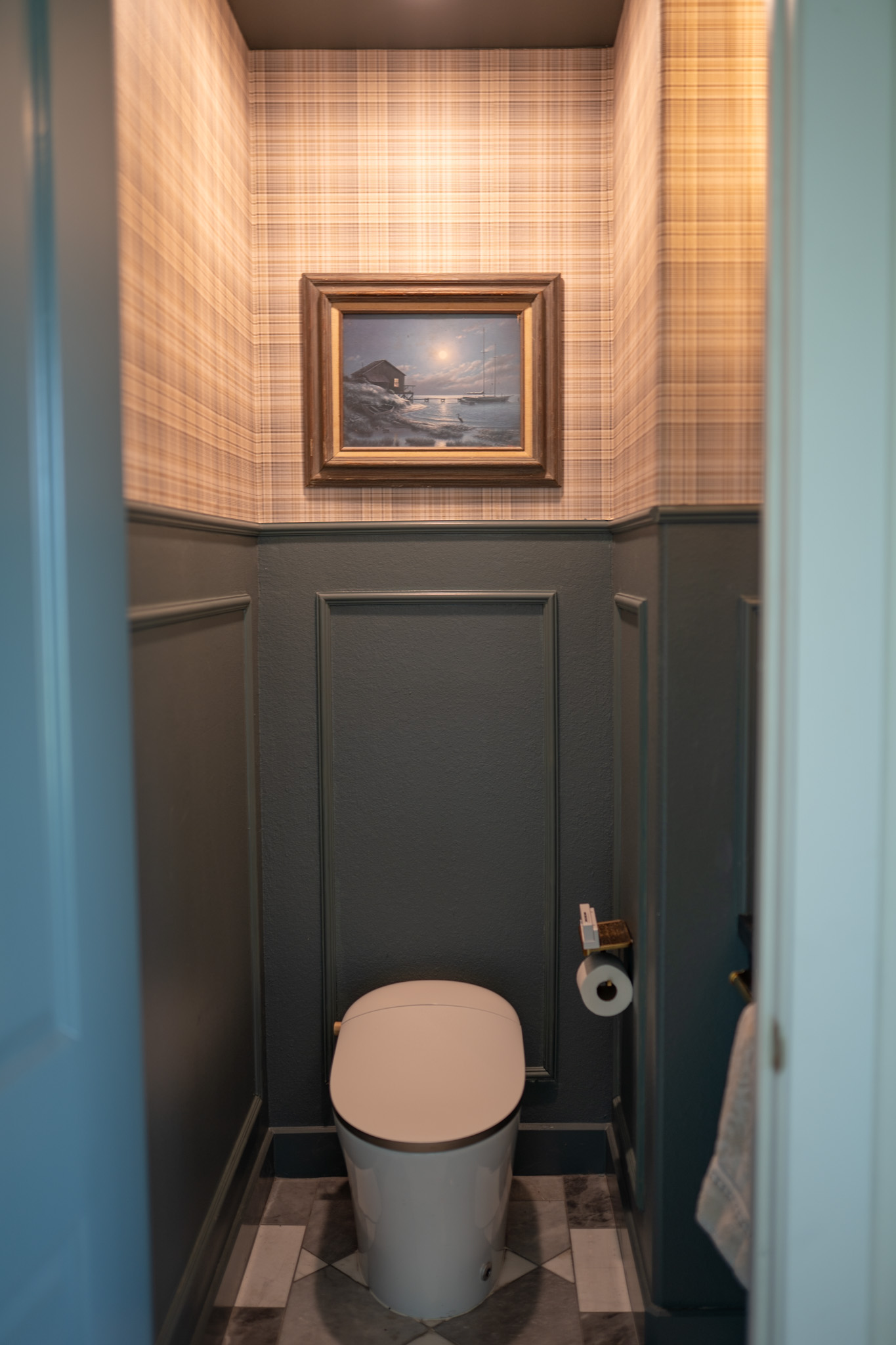 wall paneling, dark blue, dark gree, powder bath, plaid wallpaper 